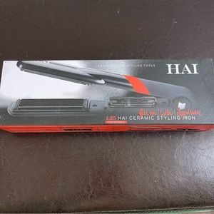 AI hair flatiron 1.25” Nano Ceramic New with box